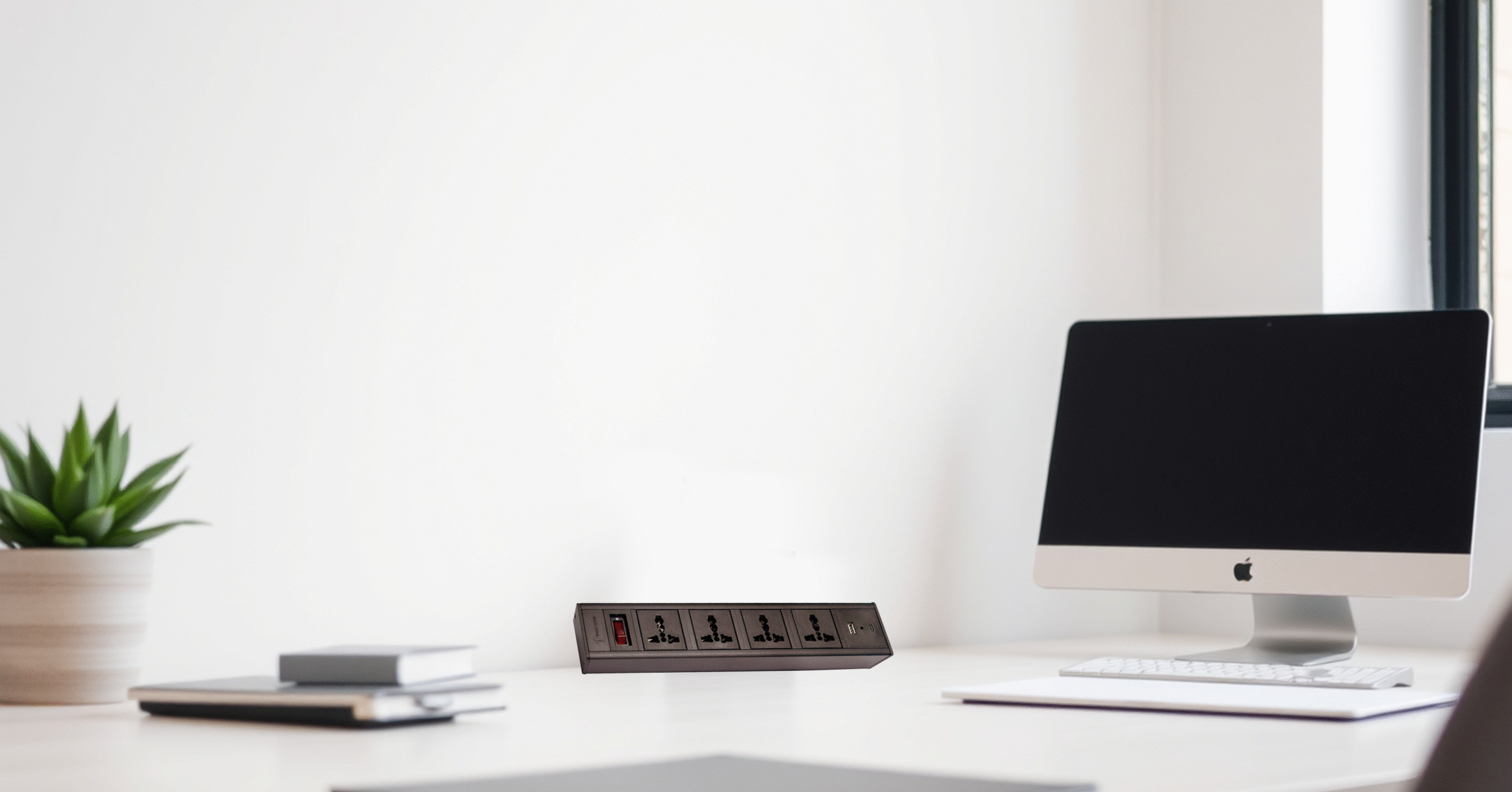 table-connect–sleek-2